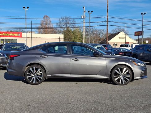 Certified 2022 Nissan Altima 2.5 SR AWD/4WD image 7