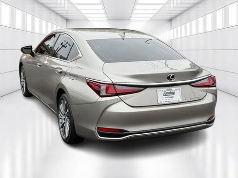 Certified 2021 Lexus ES 250 w/ Premium Package image 7