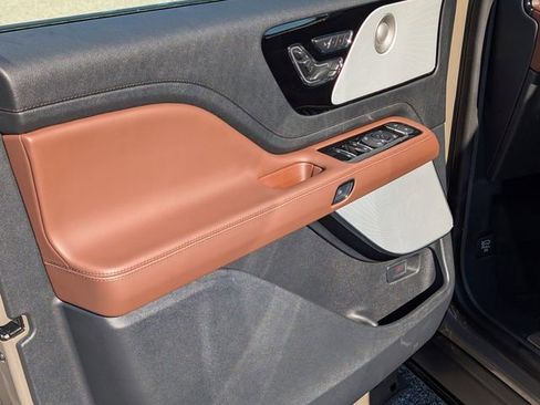 New 2026 Lincoln Aviator Reserve image 20