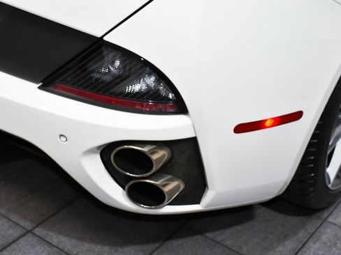 Used 2013 Ferrari California image 96