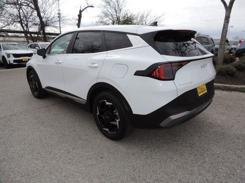 Used 2026 Kia Sportage EX image 7