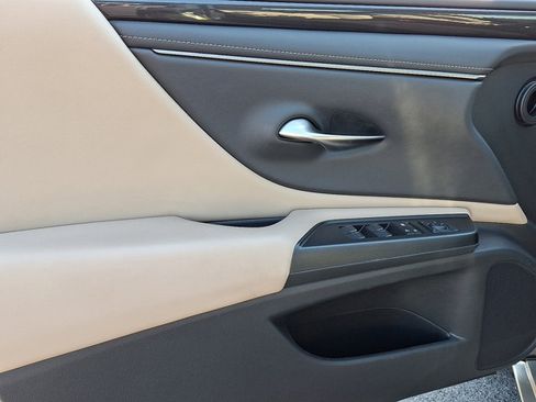 Used 2021 Lexus ES 350 w/ Accessory Package 2 FWD image 13