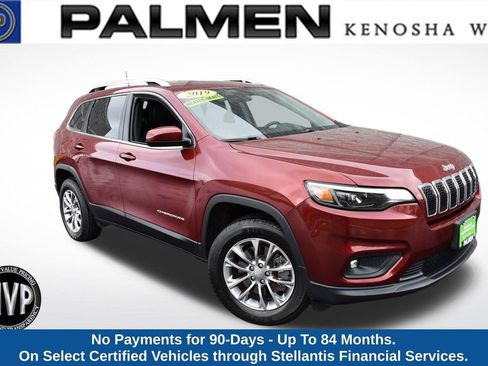 Certified 2019 Jeep Cherokee Latitude Plus w/ Cold Weather Group image 1