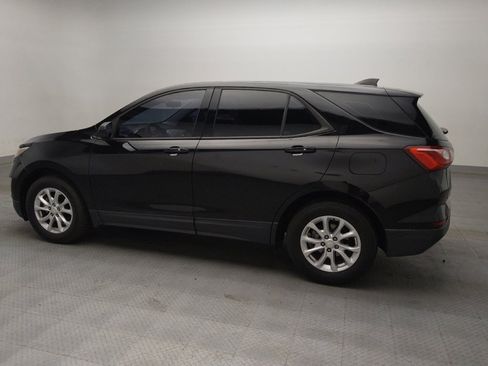Used 2019 Chevrolet Equinox LS FWD image 3