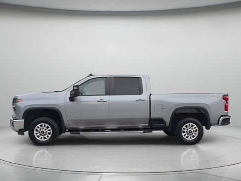 Used 2025 Chevrolet Silverado 2500 LT w/ Convenience Package AWD/4WD image 43