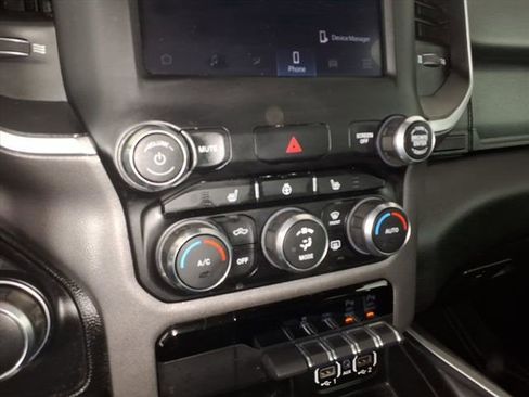 Used 2022 RAM 1500 Big Horn AWD/4WD image 25