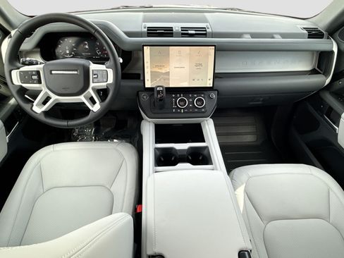 New 2026 Land Rover Defender 110 X-Dynamic SE AWD/4WD image 16