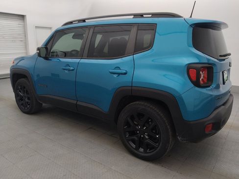 Used 2022 Jeep Renegade Altitude AWD/4WD image 3