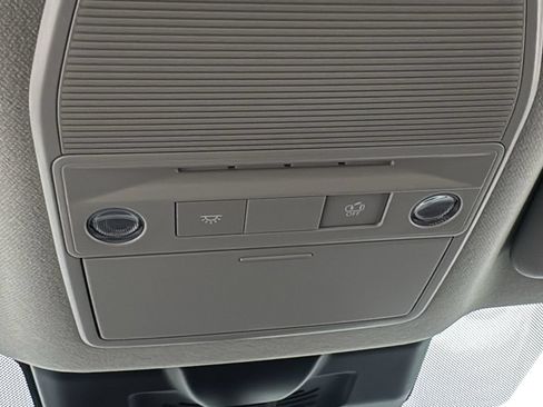 Used 2026 Nissan Sentra SV w/ SV Convenience Package FWD image 28
