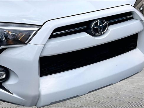 Used 2024 Toyota 4Runner SR5 RWD image 30