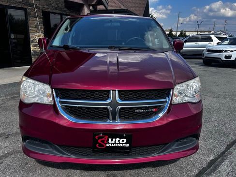 Used 2014 Dodge Grand Caravan SXT FWD image 10