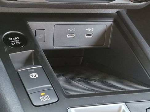 New 2026 Nissan Kicks SV w/ SV Premium Package FWD image 21
