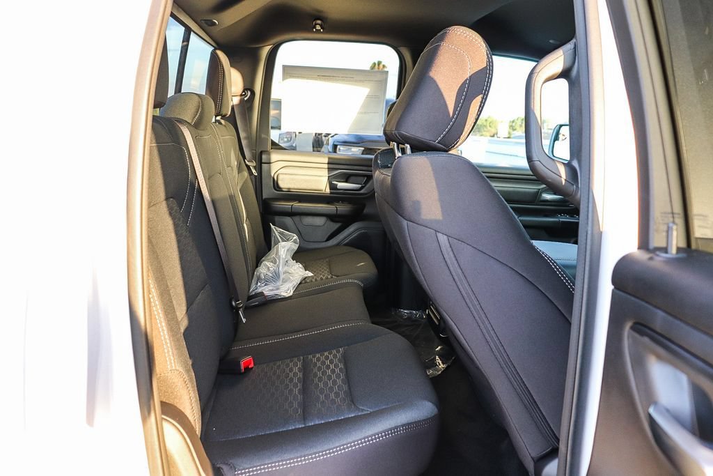 New 2026 RAM 1500 Express AWD/4WD image 19