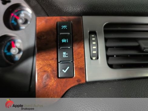 Used 2011 Chevrolet Tahoe LTZ image 16