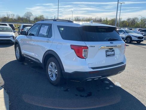 Used 2022 Ford Explorer XLT w/ Equipment Group 202A RWD image 5