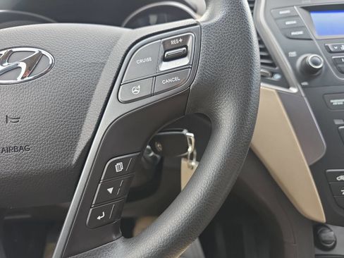 Used 2013 Hyundai Santa Fe Sport image 17