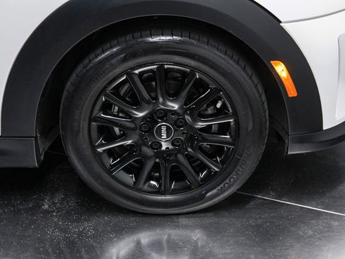 Certified 2023 MINI Cooper 2-Door Hardtop image 9