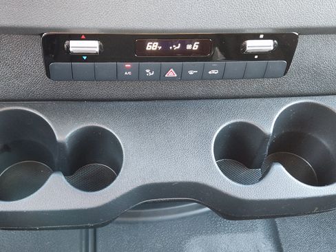 Used 2020 Mercedes-Benz Sprinter 144 Cargo image 20