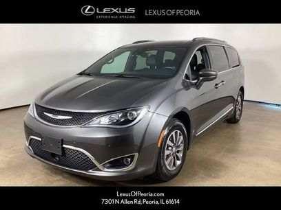 Used 2019 Chrysler Pacifica Touring-L