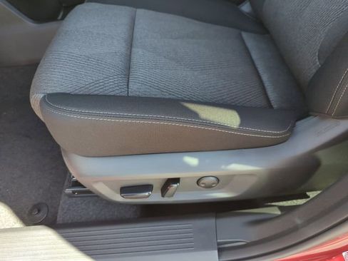 New 2026 Nissan Rogue SV w/ Cold Weather Package FWD image 33