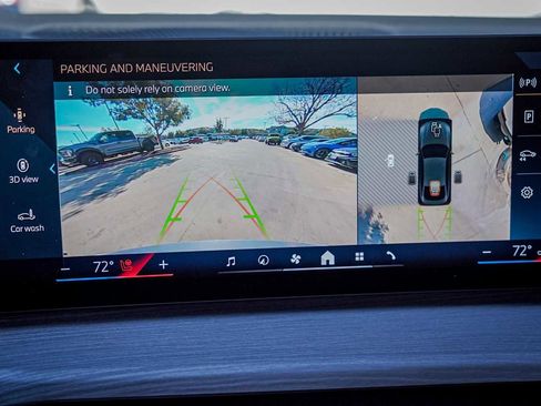 Used 2025 BMW i4 xDrive40i w/ Premium Package image 19