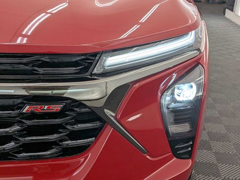 New 2026 Chevrolet Trax RS w/ Driver Confidence Package image 10