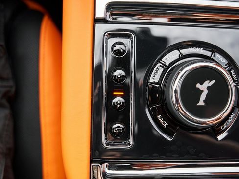 Used 2025 Rolls-Royce Cullinan image 79