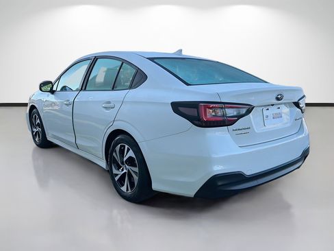 Used 2024 Subaru Legacy Premium image 5