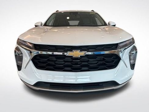 New 2026 Chevrolet Trax LT image 8