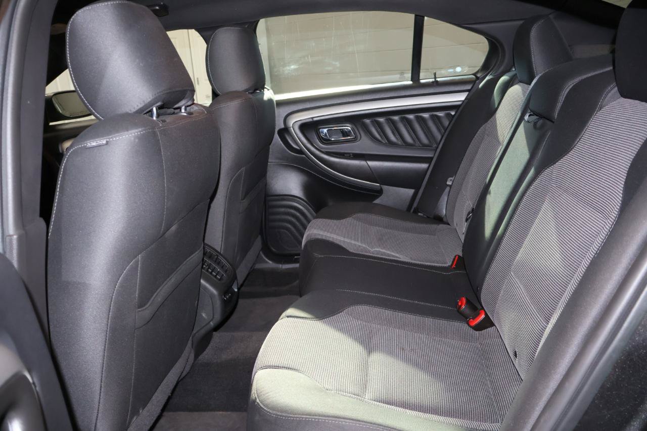 Used 2018 Ford Taurus SEL w/ Equipment Group 201A FWD image 12