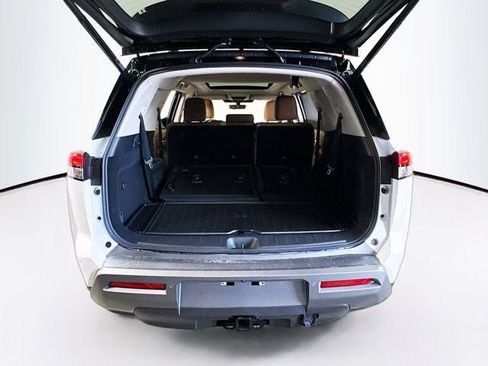 New 2026 Nissan Pathfinder Platinum w/ Cargo Package AWD/4WD image 27