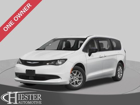Used 2023 Chrysler Voyager LX FWD image 1