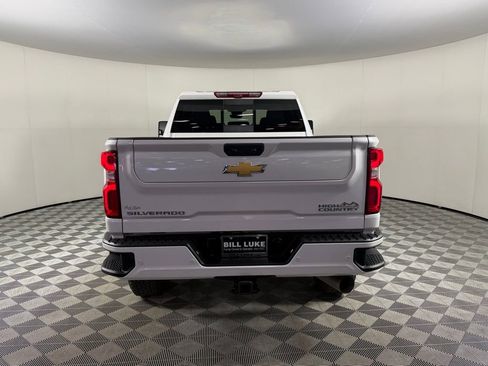 Used 2024 Chevrolet Silverado 3500 High Country w/ High Country Premium Package image 9