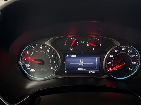 Used 2019 Chevrolet Equinox LT FWD image 19