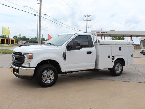 Used 2022 Ford F250 XL w/ Power Equipment Group RWD image 10