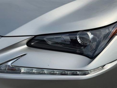 Used 2020 Lexus NX 300h AWD w/ Comfort Package image 11