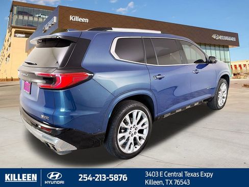 Used 2024 GMC Acadia Denali w/ Super Cruise Package image 8