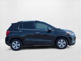 Used 2019 Chevrolet Trax LT w/ LT Convenience Package image 4