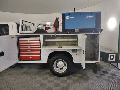 Used 2022 RAM 3500 Tradesman w/ Max Tow Package AWD/4WD image 5