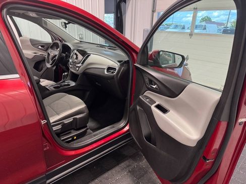 Used 2019 Chevrolet Equinox LT w/ LT True North Edition AWD/4WD image 21