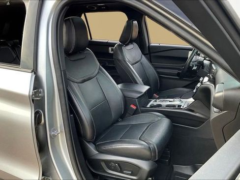 Used 2022 Ford Explorer ST w/ Equipment Group 401A image 21