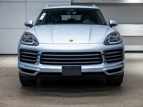 Certified 2023 Porsche Cayenne w/ Premium Package AWD/4WD image 11