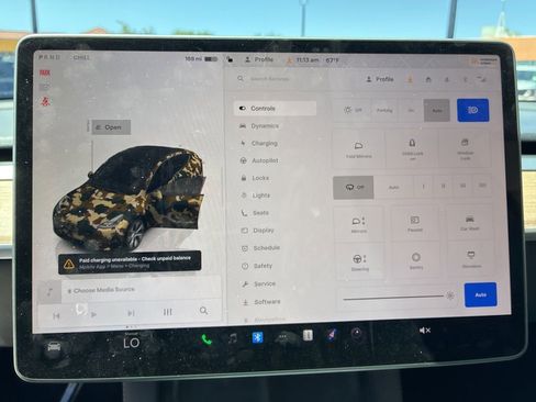 Used 2023 Tesla Model Y Long Range AWD/4WD image 29