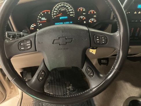 Used 2005 Chevrolet Silverado 2500 LS w/ Heavy-Duty Power Package image 13