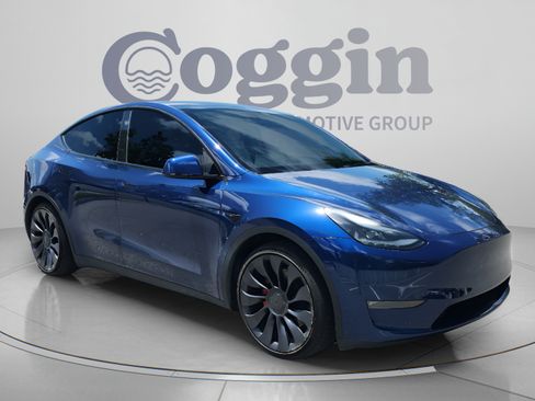 Used 2024 Tesla Model Y Performance AWD/4WD image 13