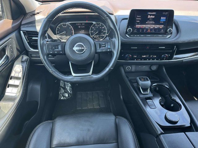 Used 2023 Nissan Rogue SL AWD/4WD image 3