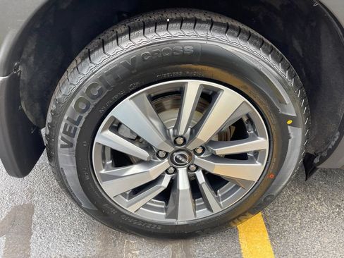 Certified 2023 Nissan Pathfinder SL AWD/4WD image 27
