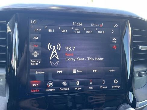 Used 2020 RAM 1500 Laramie AWD/4WD image 13