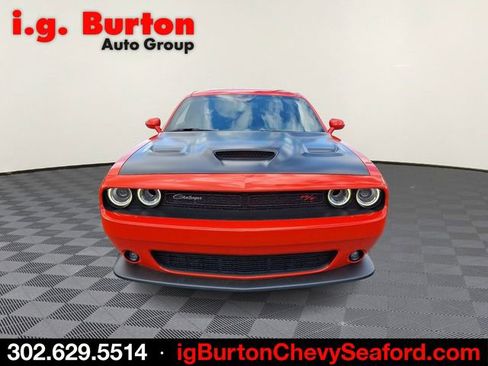 Used 2022 Dodge Challenger R/T Scat Pack RWD image 2