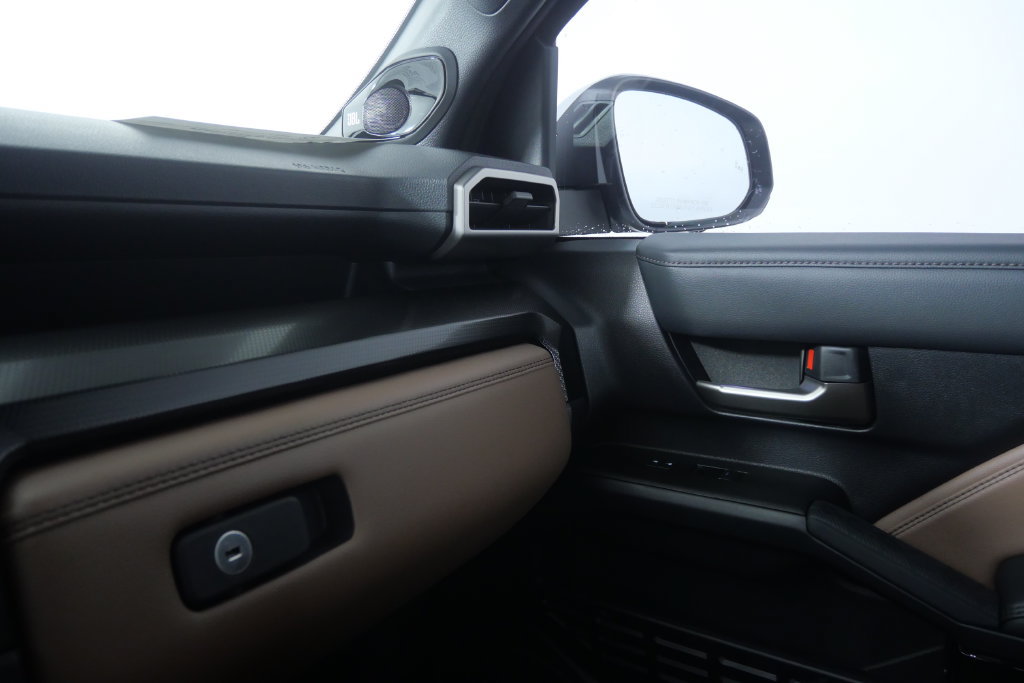 Used 2026 Toyota 4Runner Limited AWD/4WD image 30